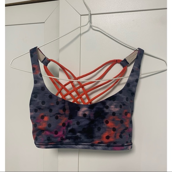 Lululemon free to be wild bra - Picture 1 of 2
